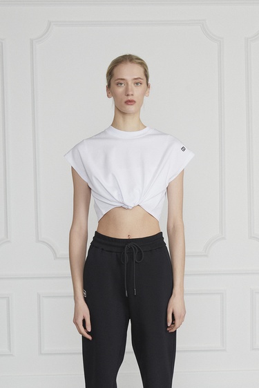  Bağlama Detaylı Tshirt