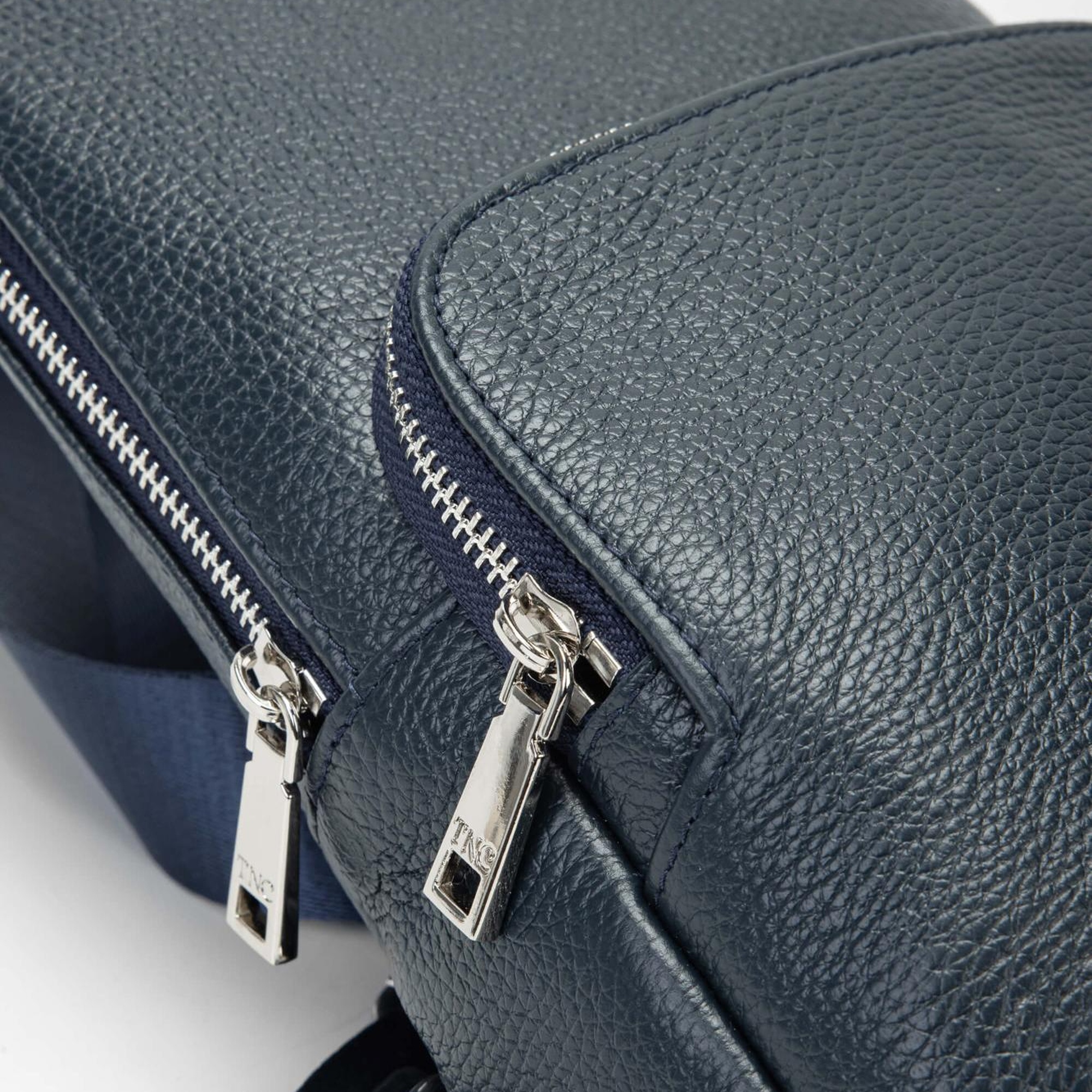 Tamer Tanca Erkek Hakiki Deri Lacivert Body Bag Çanta