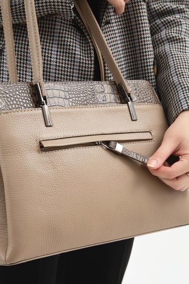  Tamer Tanca Kadın Hakiki Deri Vizon Kol Çantası