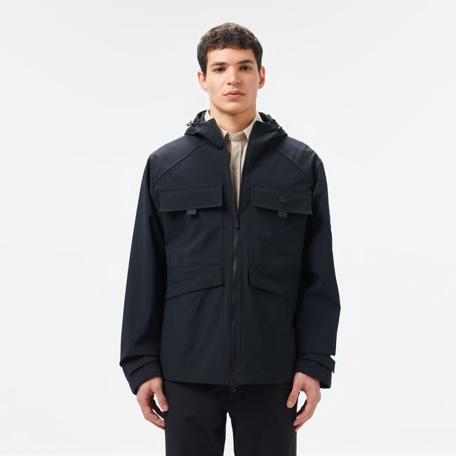  Lacoste Erkek Relaxed Fit Kapüşonlu Baskılı Siyah Yağmurluk