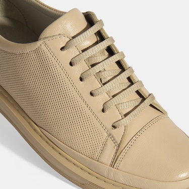  Kadın Bej Deri Bağcıklı Spor Ayakkabı