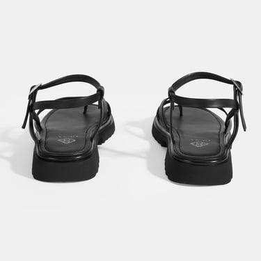  Kadın Siyah Parmak Arası Deri Sandalet