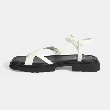  Kadın Beyaz Parmak Arası Deri Sandalet