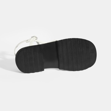  Kadın Beyaz Parmak Arası Deri Sandalet