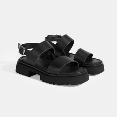  Kadın Siyah Deri Sandalet