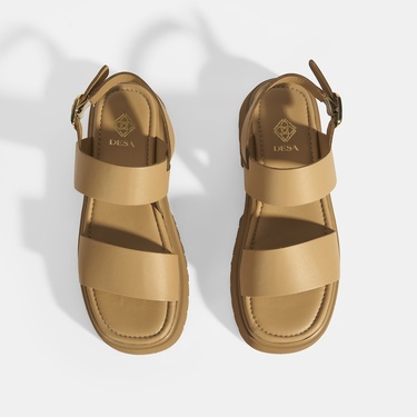  Kadın Bej Deri Sandalet