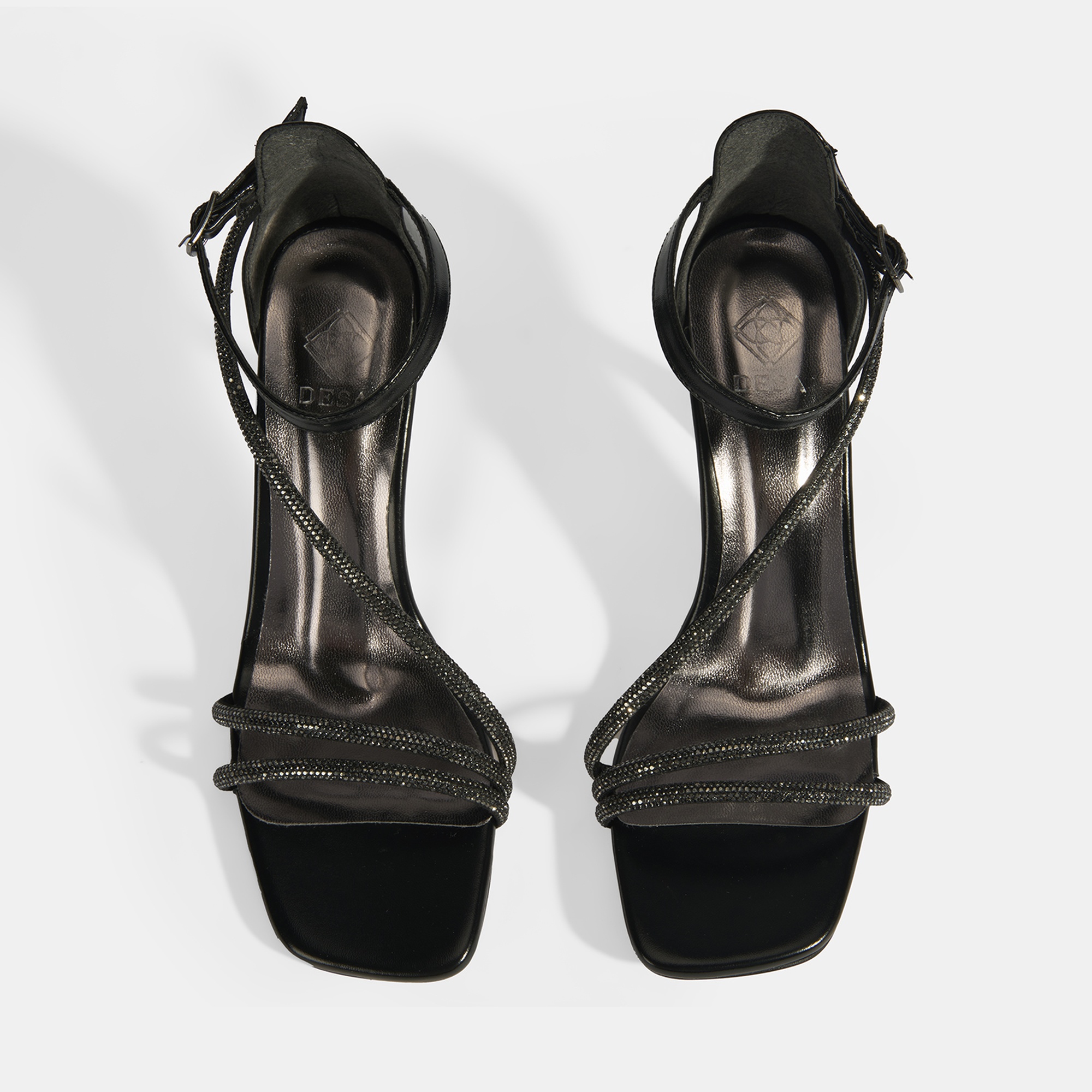 Kadın Siyah Toka Detaylı Topuklu Abiye Sandalet