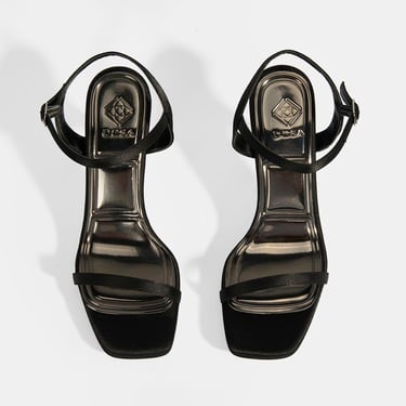  Kadın Siyah Toka Detaylı Topuklu Abiye Sandalet