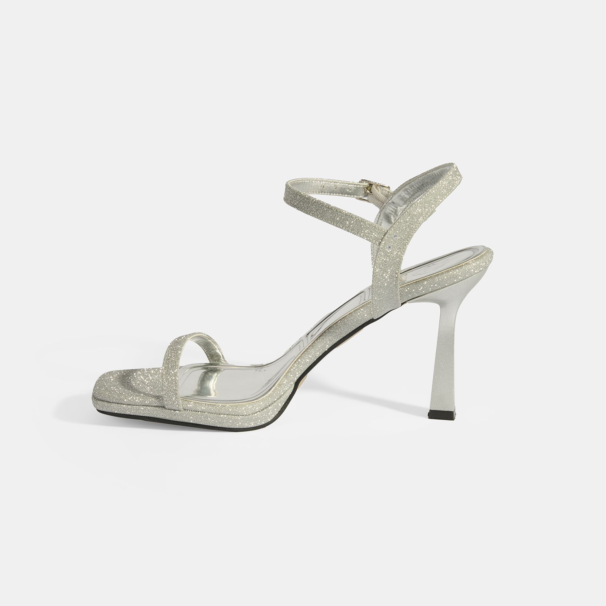 Kadın Gümüş Toka Detaylı Topuklu Abiye Sandalet