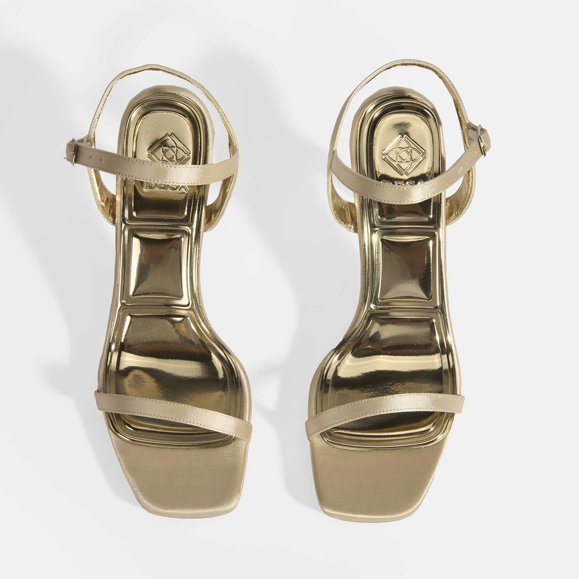 Kadın Gold Toka Detaylı Topuklu Abiye Sandalet