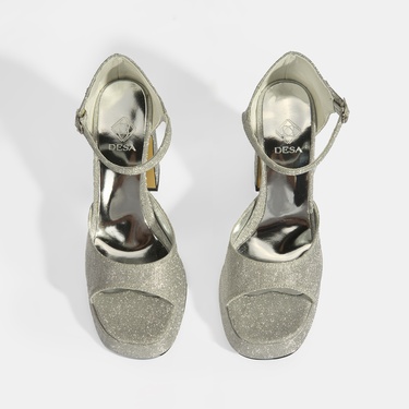  Kadın Gümüş Toka Detaylı Topuklu Abiye Sandalet