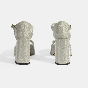  Kadın Gümüş Toka Detaylı Topuklu Abiye Sandalet