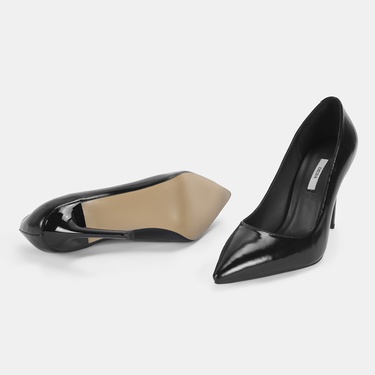  Kadın Siyah Rugan Topuklu Klasik Ayakkabı