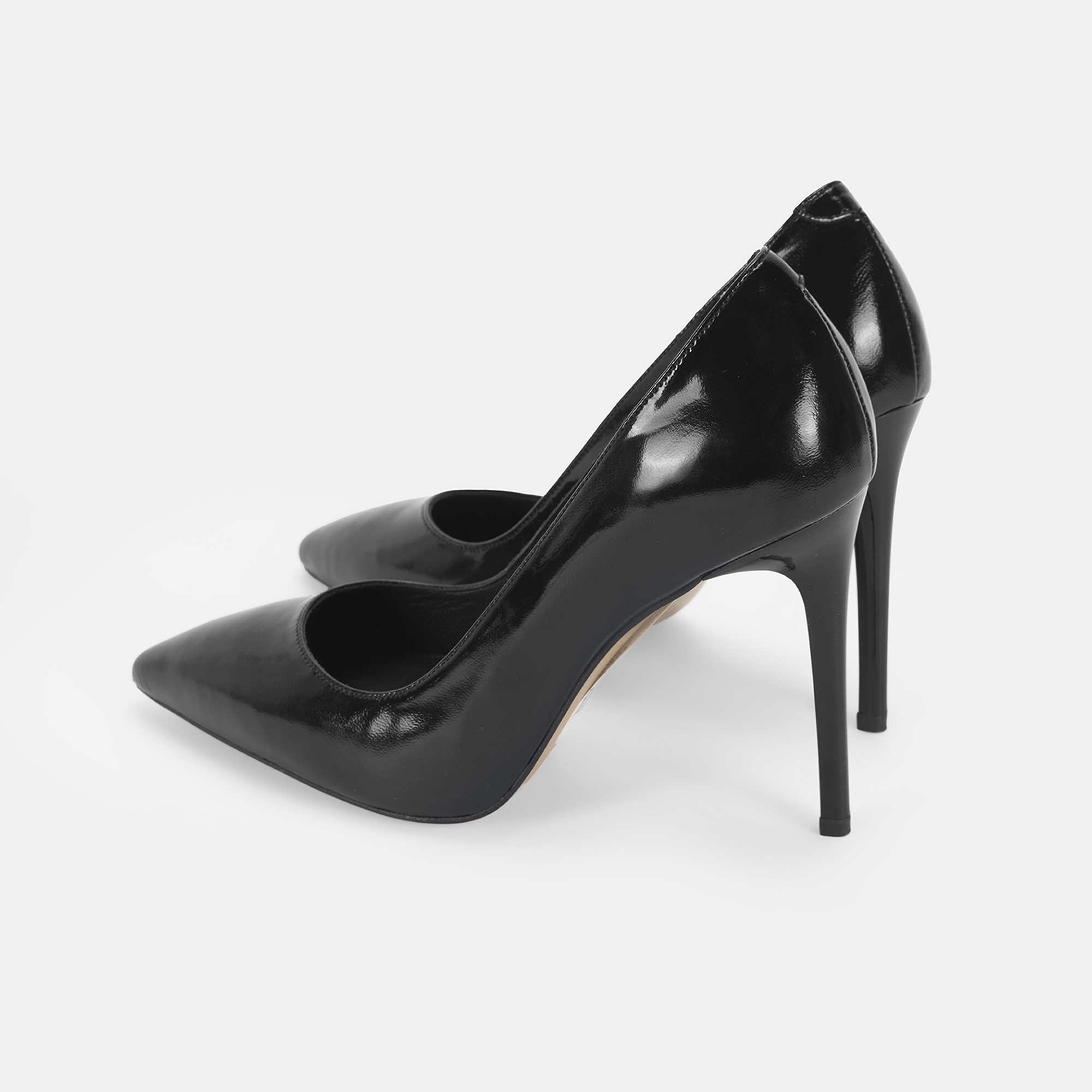 Kadın Siyah Rugan Topuklu Klasik Ayakkabı