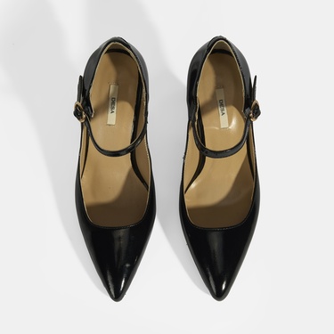  Kadın Siyah Topuklu Klasik Ayakkabı