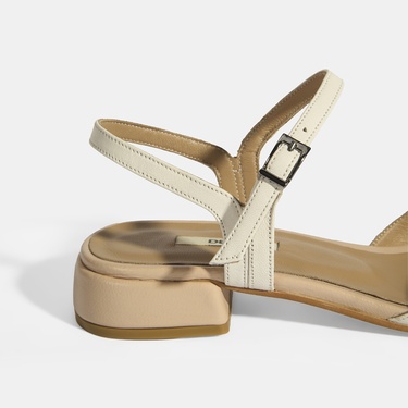  Kadın Beyaz Slingback Deri Günlük Ayakkabı