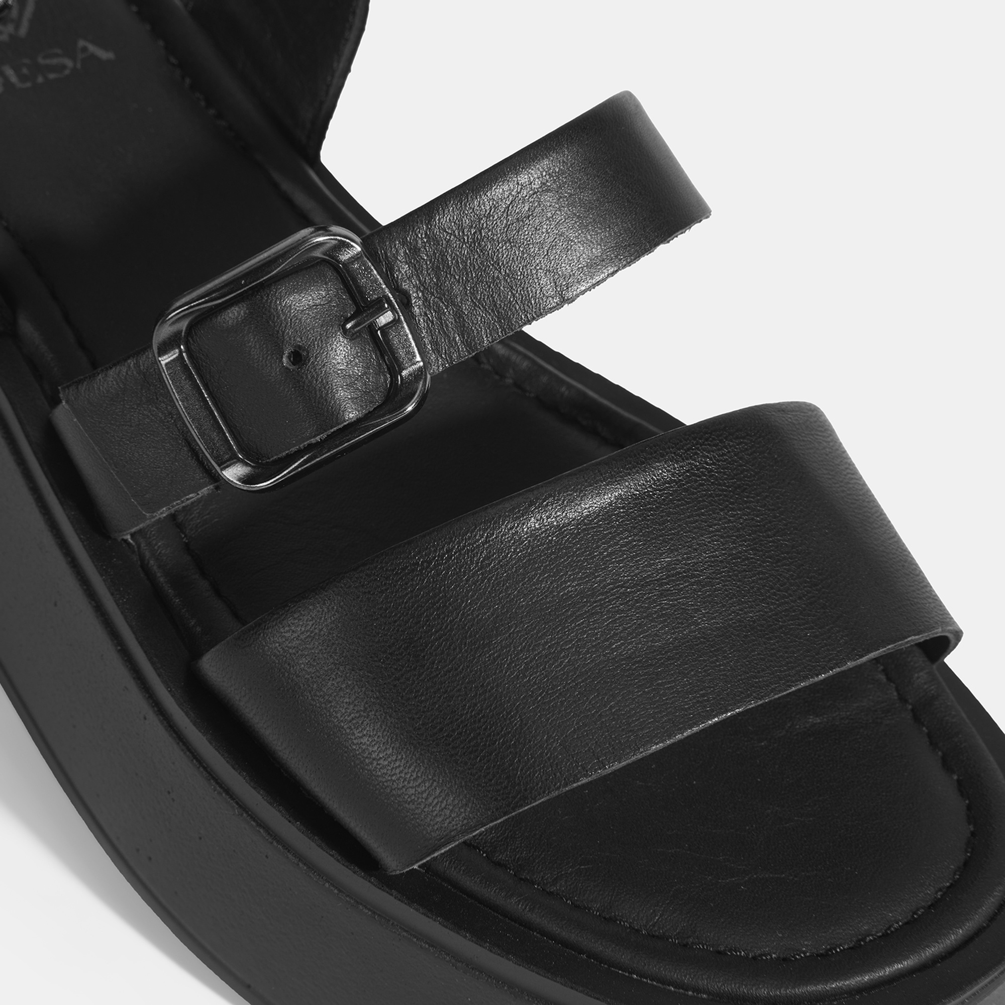 Kadın Siyah Deri Sandalet