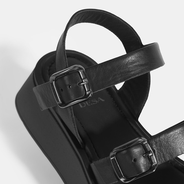  Kadın Siyah Deri Sandalet