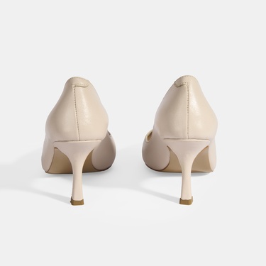  Kadın Bej Topuklu Klasik Ayakkabı