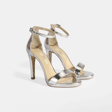  Kadın Gümüş Topuklu Abiye Sandalet