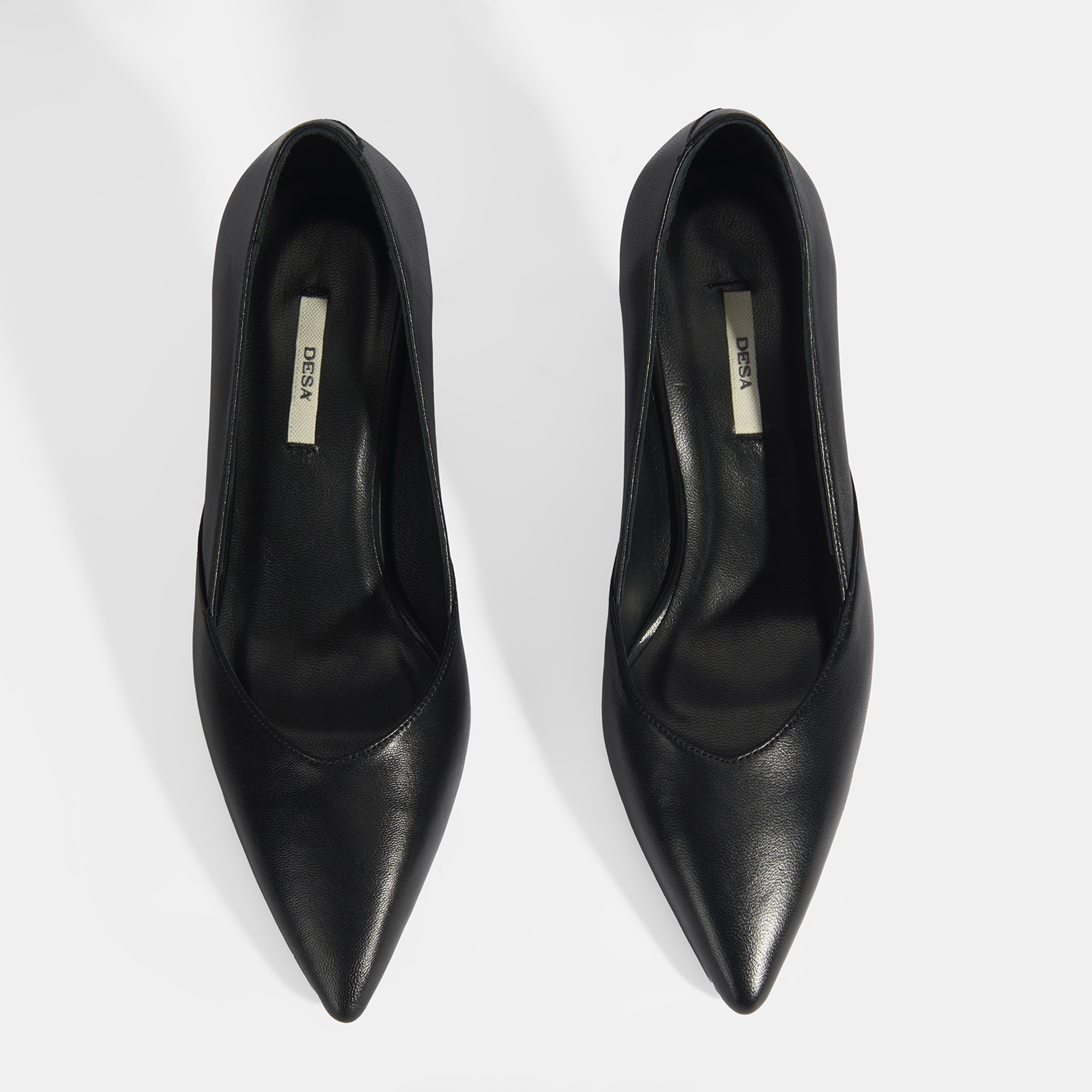 Kadın Siyah Deri Topuklu Klasik Ayakkabı