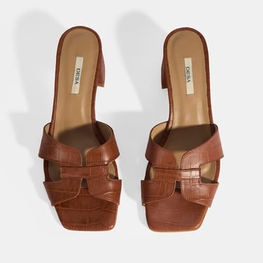  Kadın Kahve Deri Topuklu Terlik