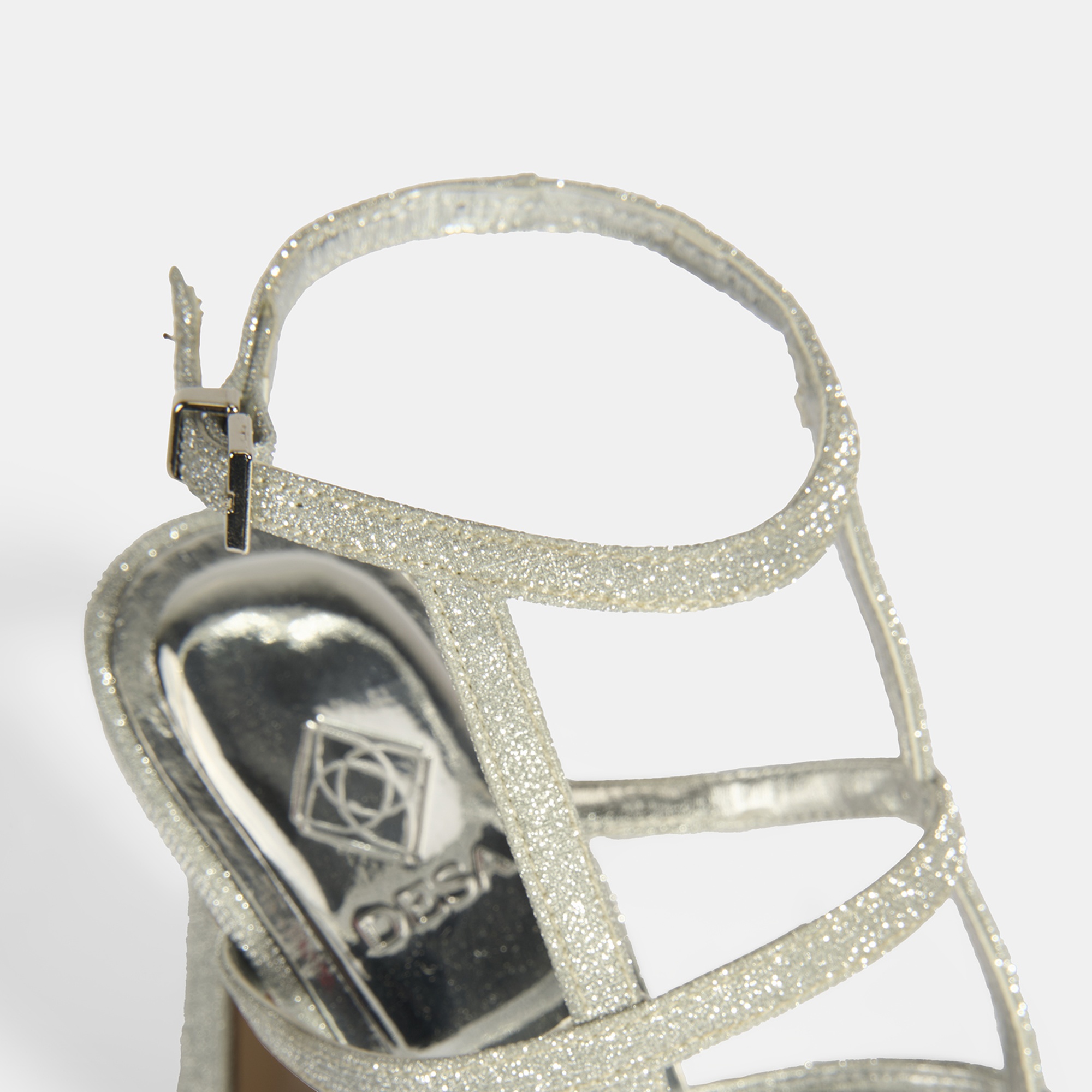 Kadın Gümüş Toka Detaylı Topuklu Abiye Sandalet