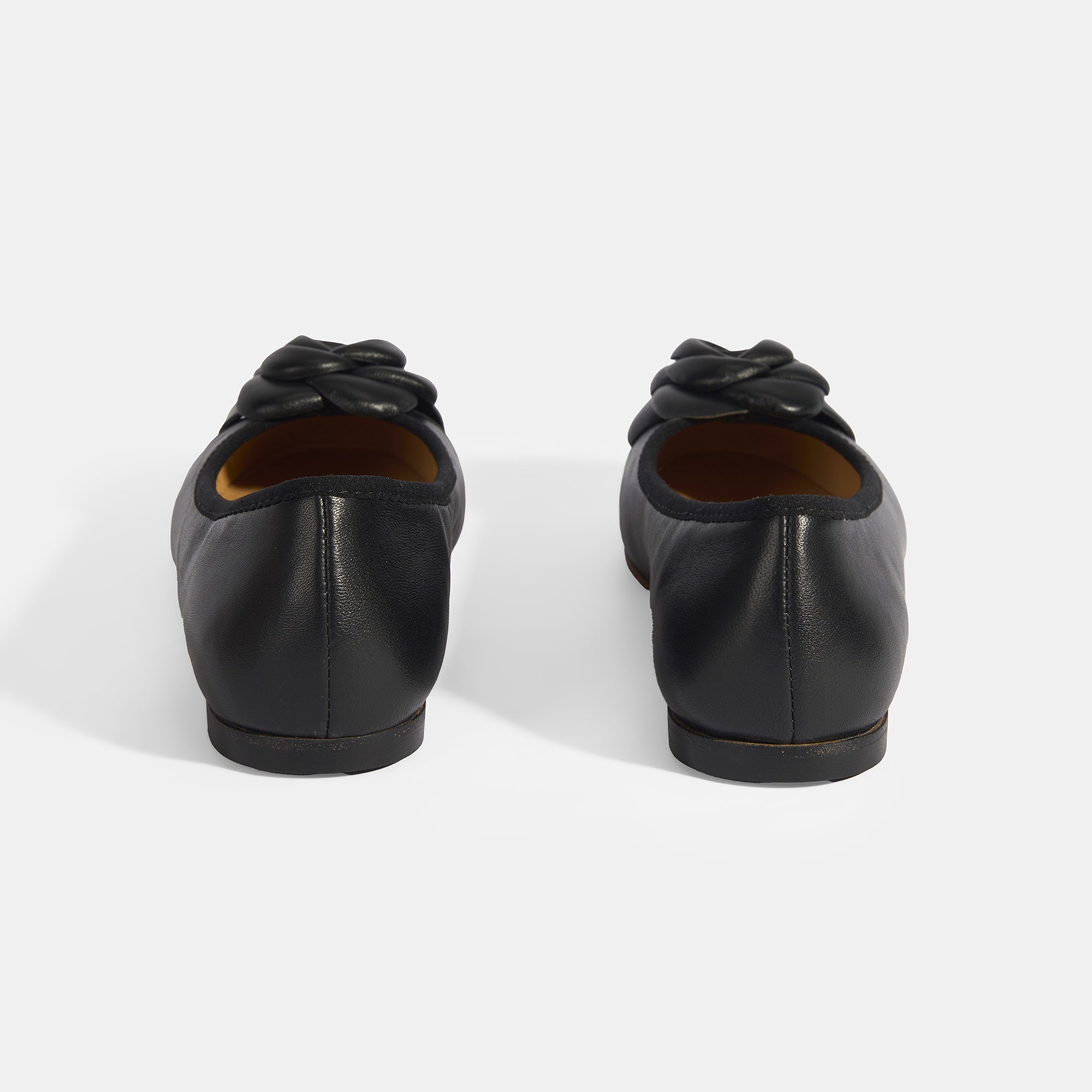 Kadın Siyah Aksesuar Detaylı Deri Babet