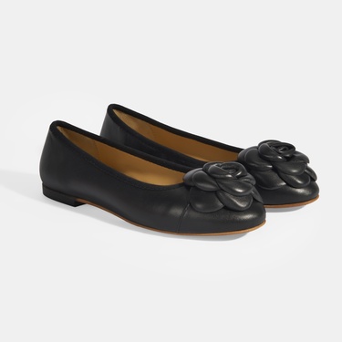  Kadın Siyah Aksesuar Detaylı Deri Babet