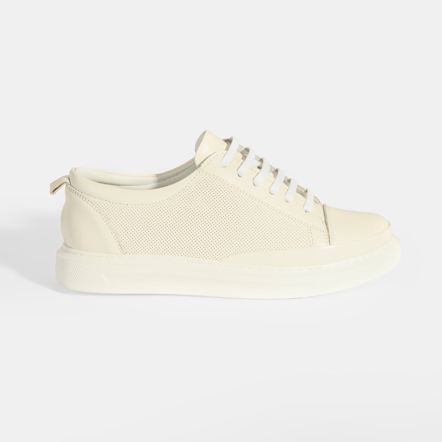  Kadın Beyaz Deri Bağcıklı Spor Ayakkabı