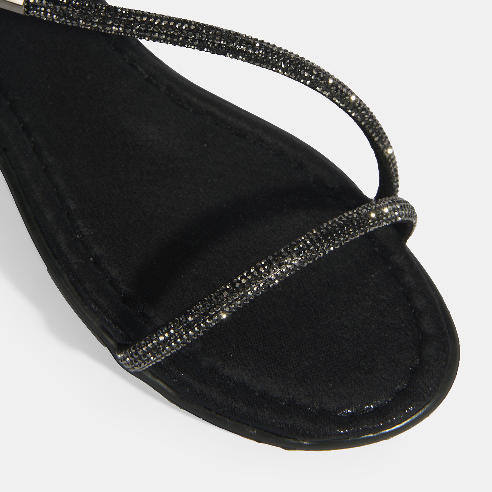 Kadın Siyah Lastik Bantlı Taşlı Sandalet