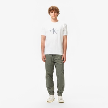  Calvin Klein Textured Monologo Erkek Beyaz T-Shirt