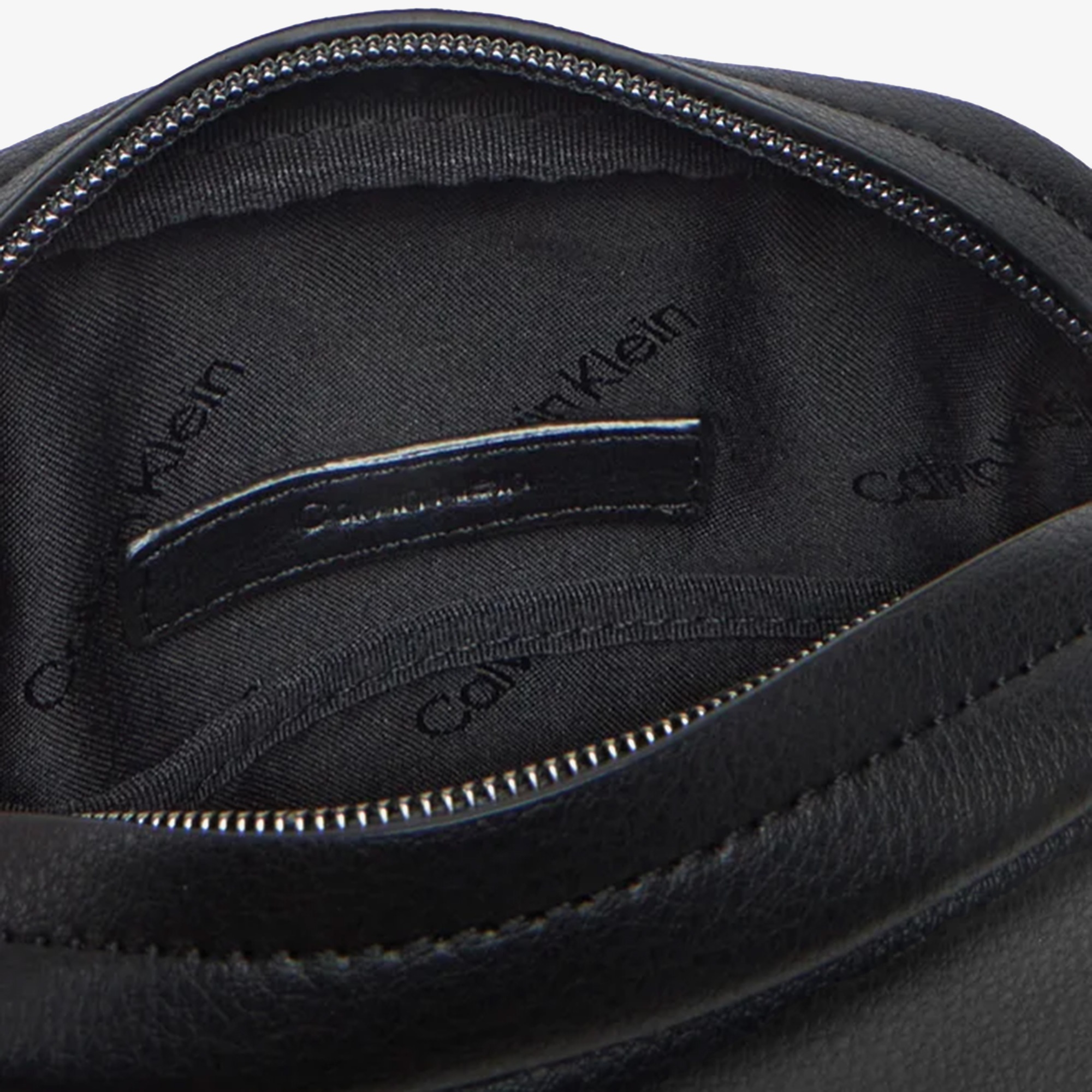 Calvin Klein Modern Business Reporter Erkek Siyah El Çantası