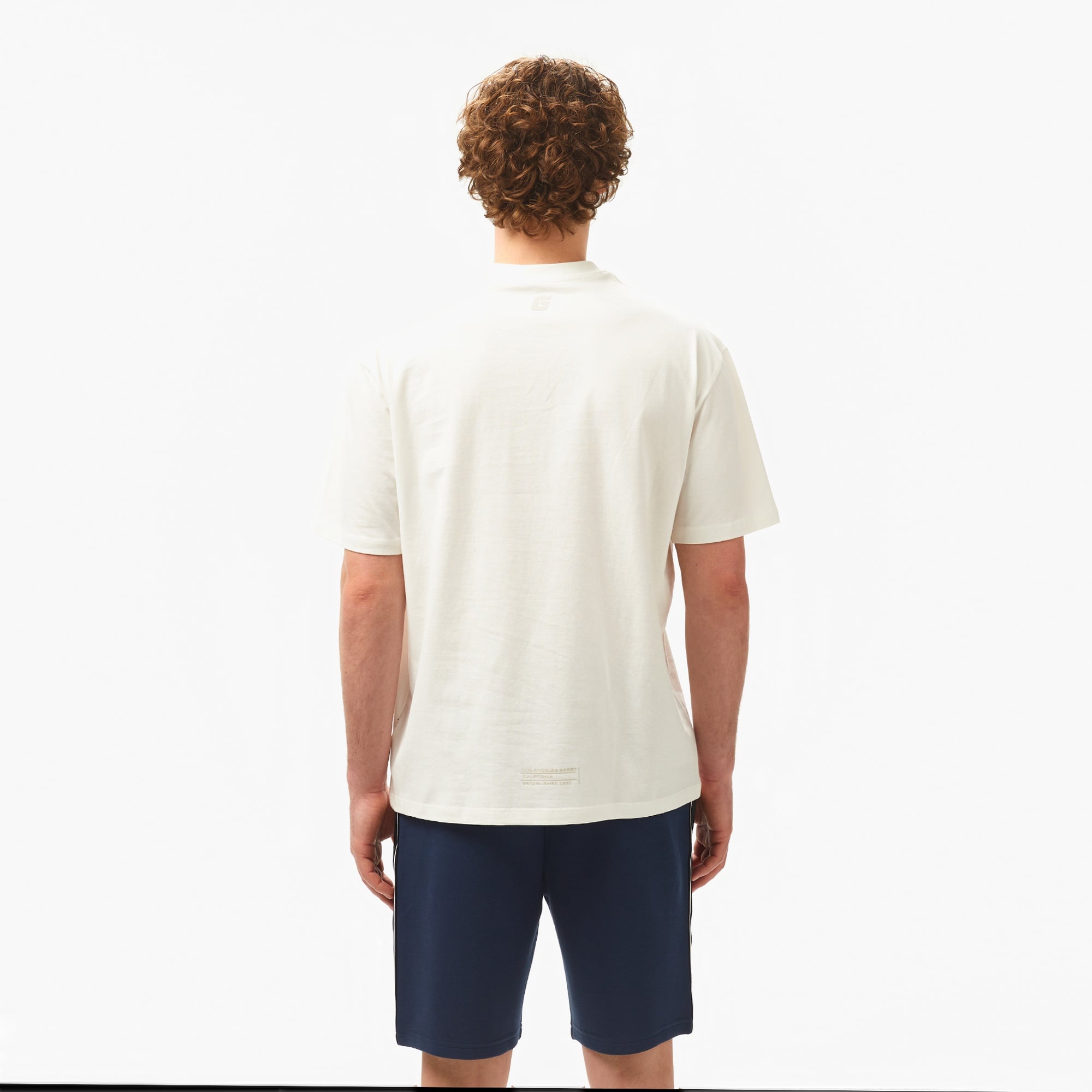 Guess Azha Cn Over Mid Organiceam 180 Erkek Beyaz T-Shirt