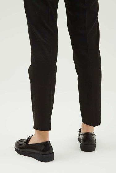  Tamer Tanca Kadın Hakiki Deri Siyah Floter Loafer Ayakkabı