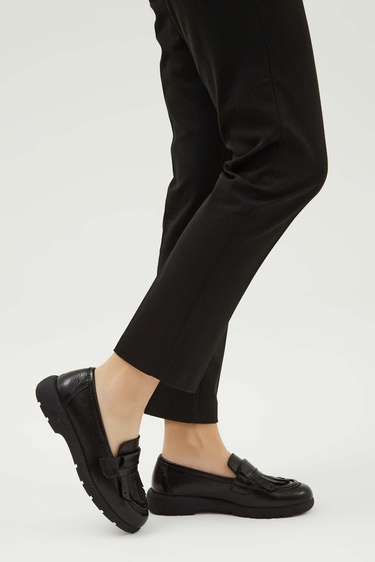  Tamer Tanca Kadın Hakiki Deri Siyah Floter Loafer Ayakkabı