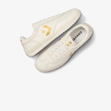  Converse Run Star Trainer Unisex Krem Deri Sneaker