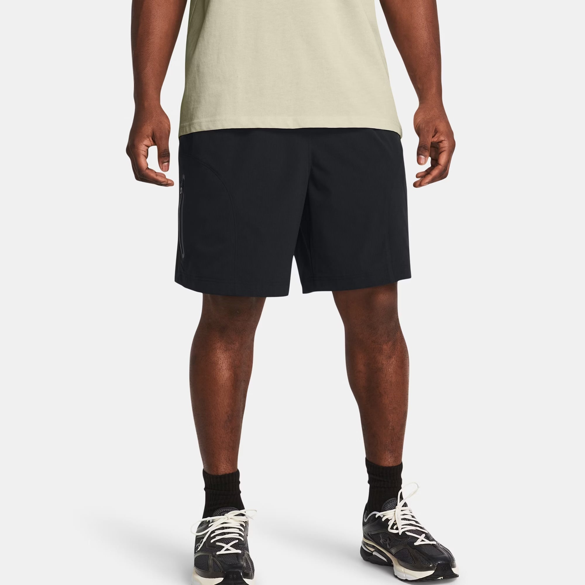 Under Armour Unstoppable Vented Erkek Siyah Şort