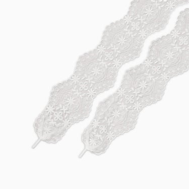  Converse Chuck Taylor All Star Lift Kadın Beyaz Desenli Platform Sneaker