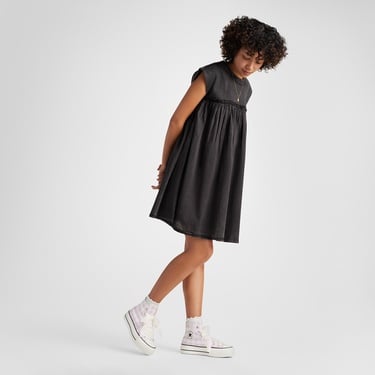  Converse Chuck Taylor All Star Lift Kadın Beyaz Desenli Platform Sneaker