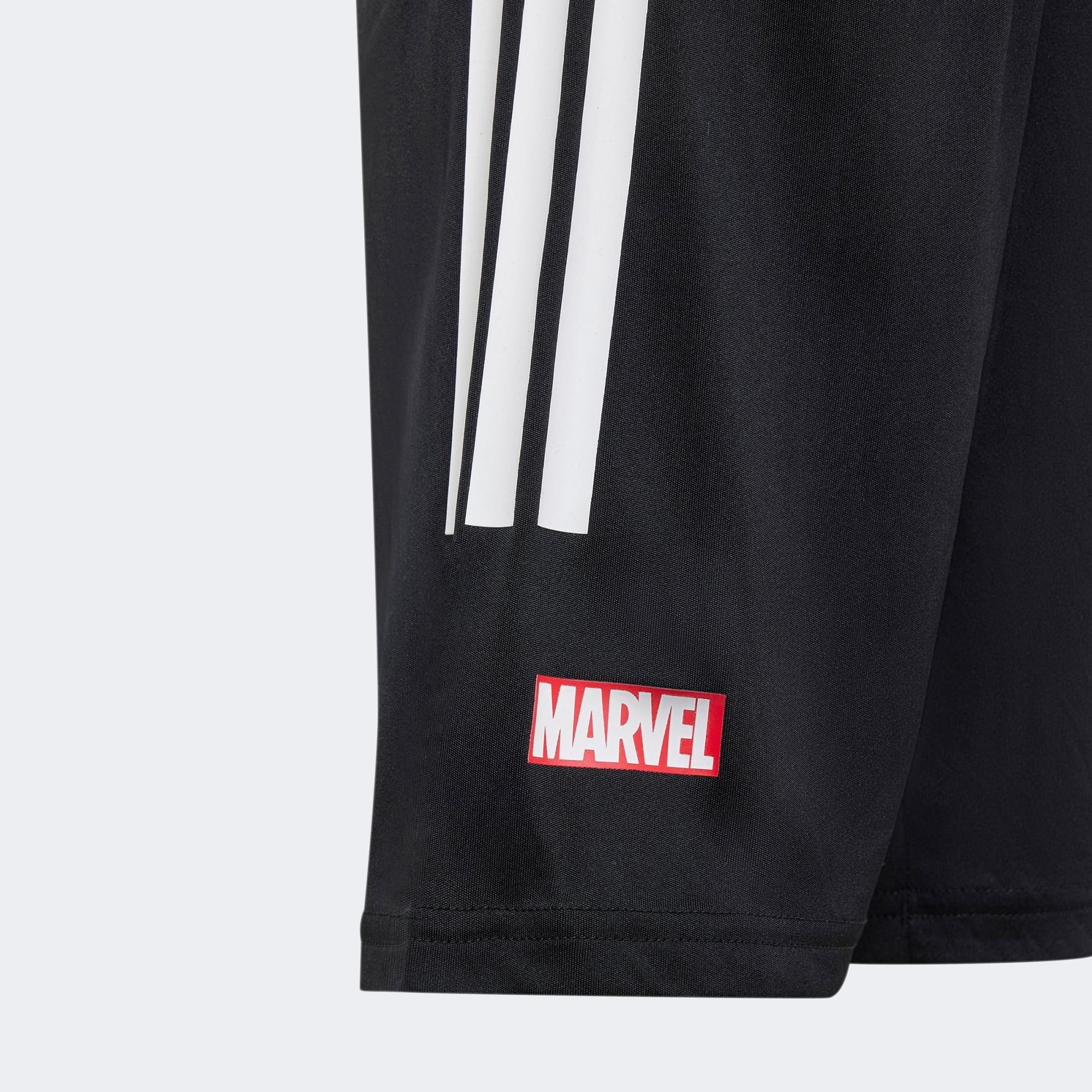 adidas X Marvel Ironman Çocuk Kırmızı/Siyah Şort Takımı
