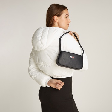  Tommy Hilfiger Ess Must Kadın Siyah El Çantası