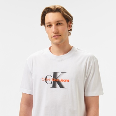  Calvin Klein Monologo Shift Erkek Beyaz T-Shirt