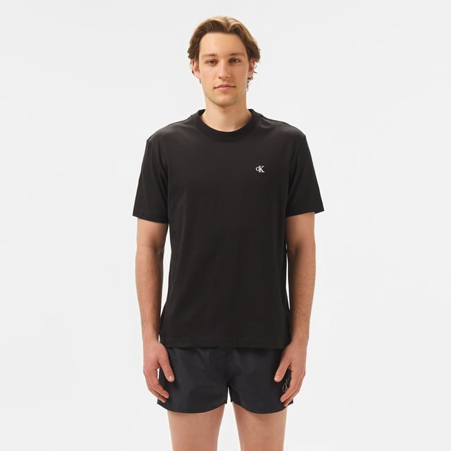  Calvin Klein Serif Font Graphic Erkek Siyah T-Shirt