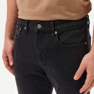  Calvin Klein Slim Taper Erkek Siyah Jean