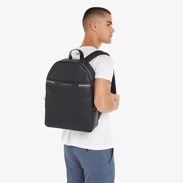  Tommy Hilfiger Erkek Siyah Sırt Çantası