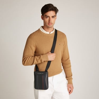  Tommy Hilfiger Erkek Siyah Çanta