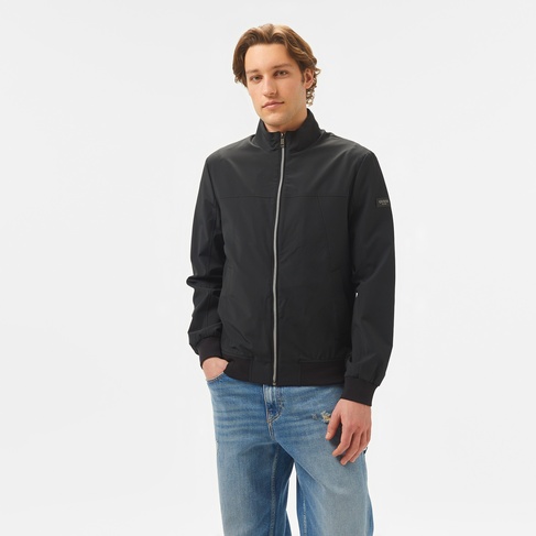  Guess Stretch Packable Bom Recycled Nylonetch Diamond Erkek Siyah Ceket