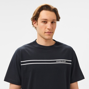  Guess Chest Mid Organic Heavy Erkek Siyah T-Shirt