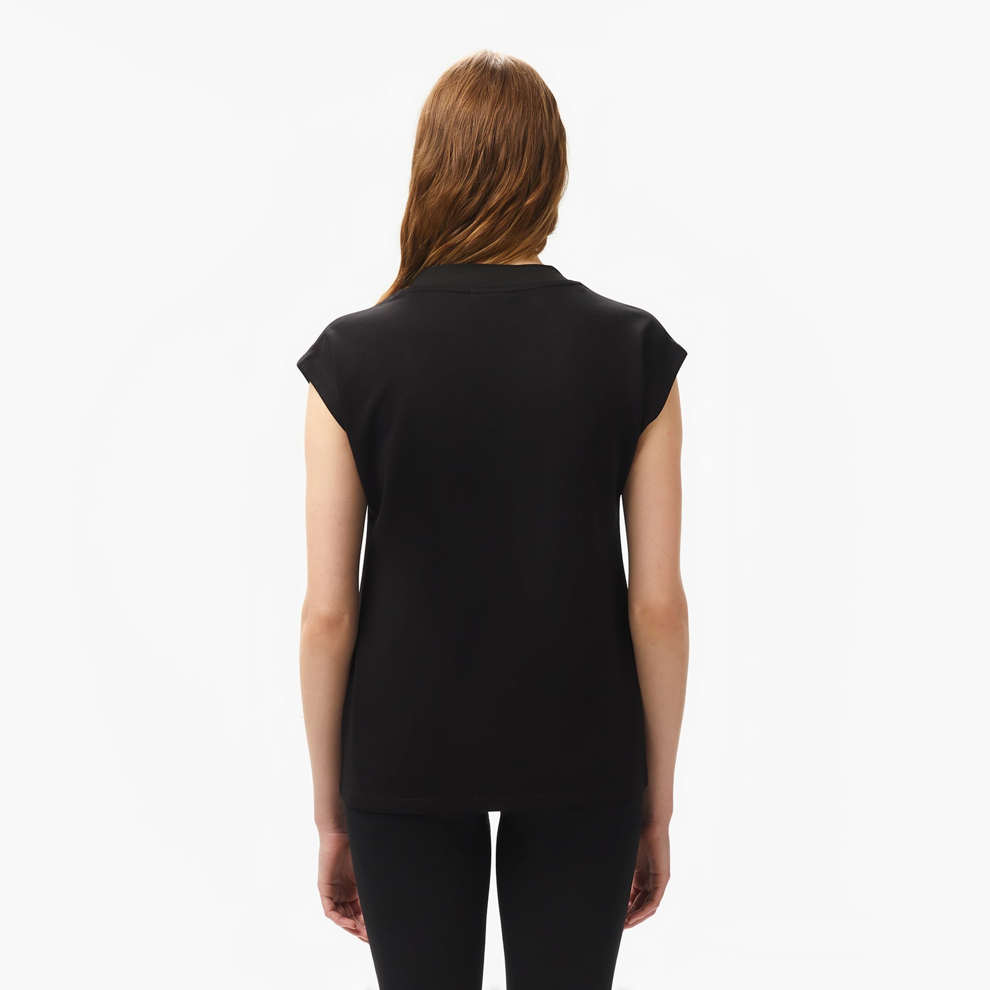 Lacoste Kadın Slim Fit V Yaka Siyah T-Shirt